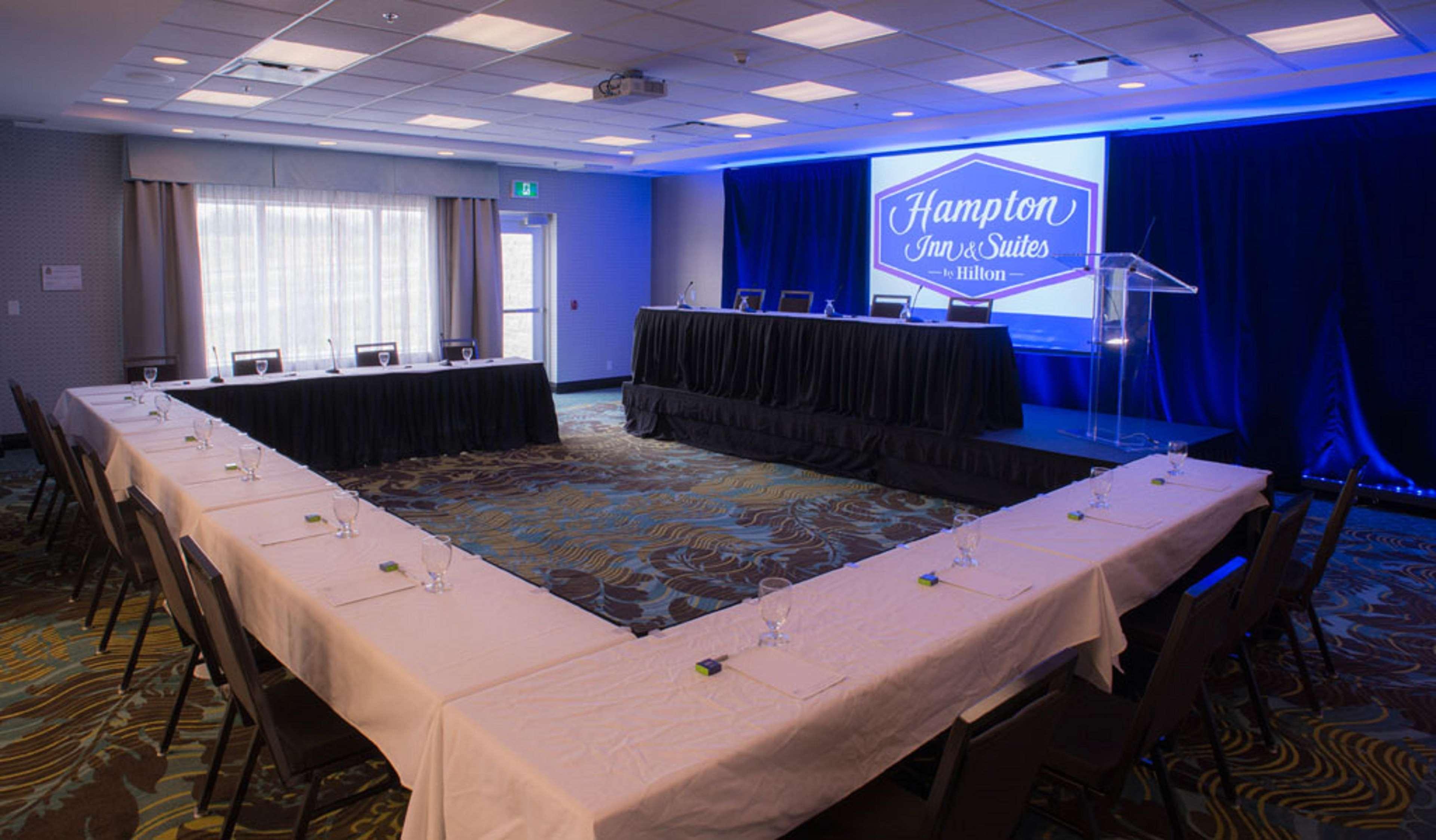 Hampton Inn & Suites By Hilton St. John'S Airport Esterno foto