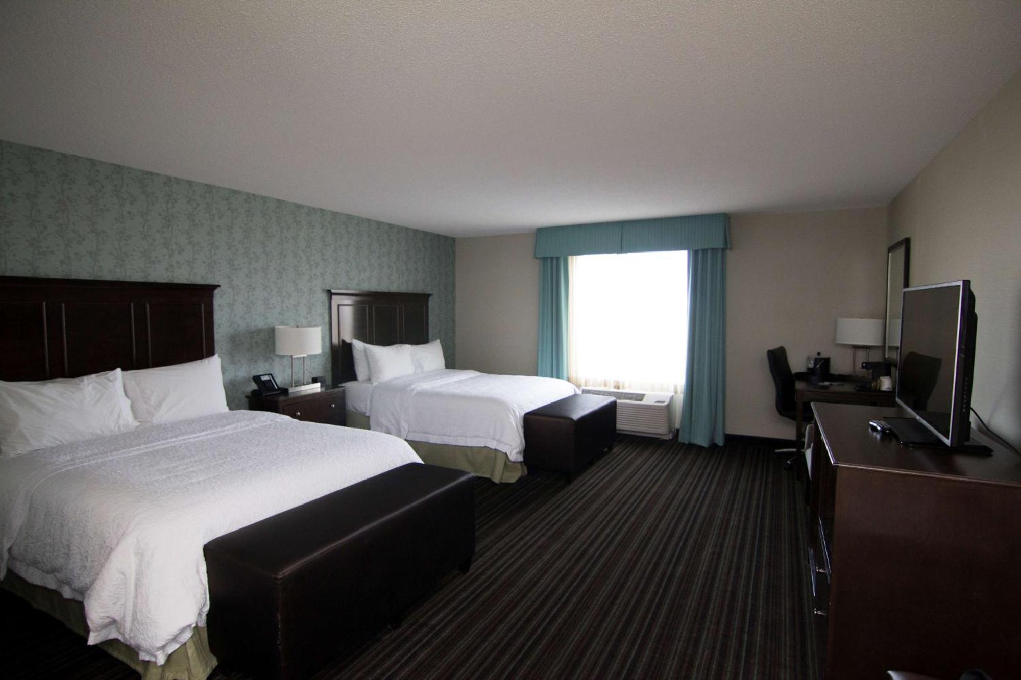 Hampton Inn & Suites By Hilton St. John'S Airport Esterno foto